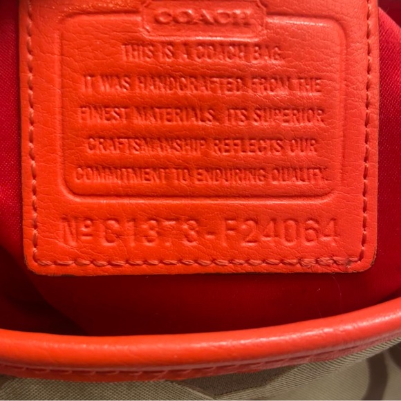 COACH F24064 DAISY OUTLINE SIGNATURE MIA 2- WAY - Picture 3 of 11